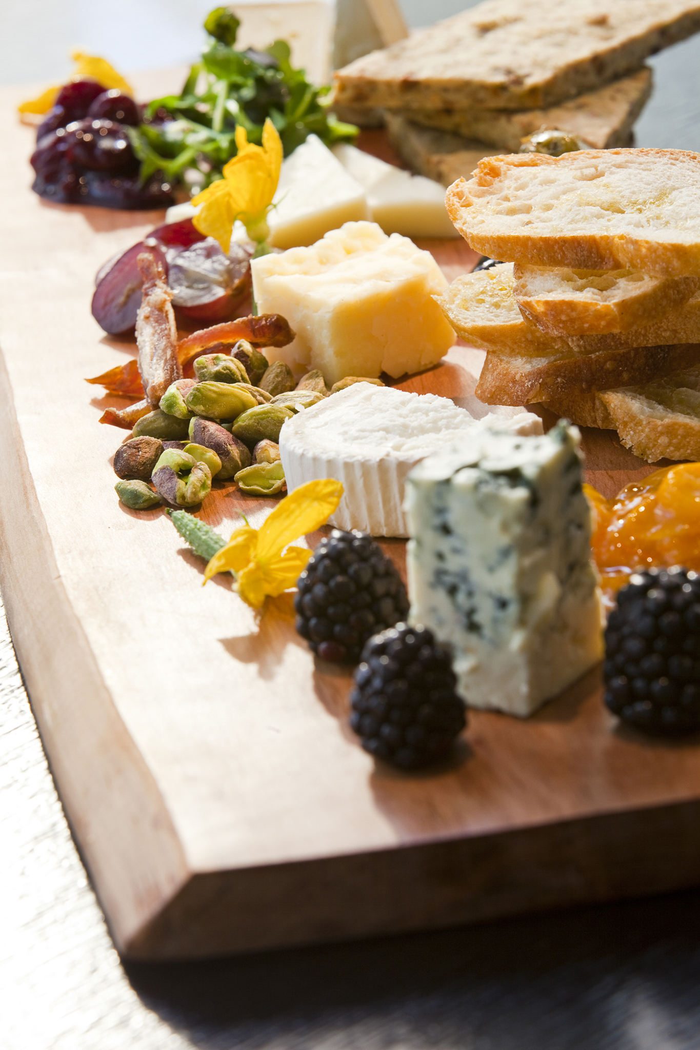 TreRivali-7_31_17-WisconsinArtisanCheesePlate.jpg